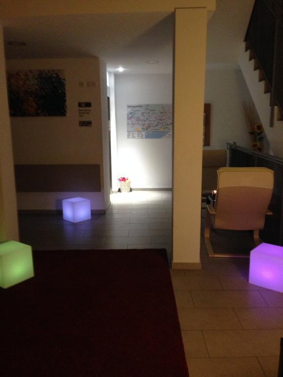 Hostelscat Barcelona Bagian luar foto