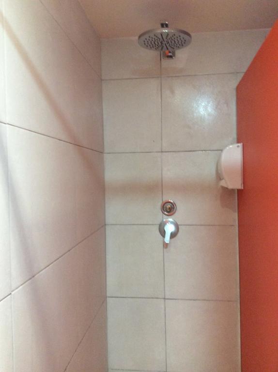 Hostelscat Barcelona Bagian luar foto