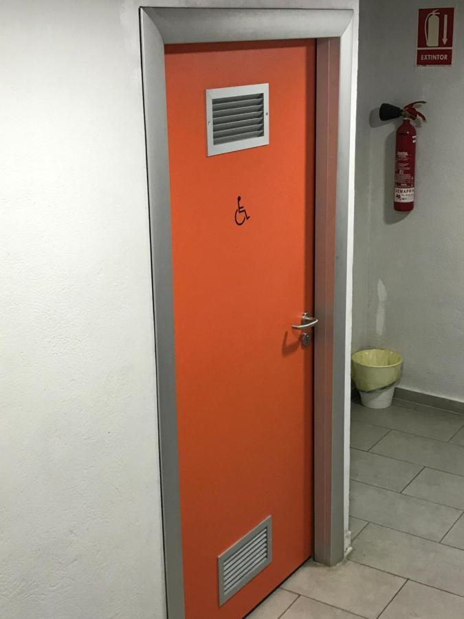 Hostelscat Barcelona Bagian luar foto